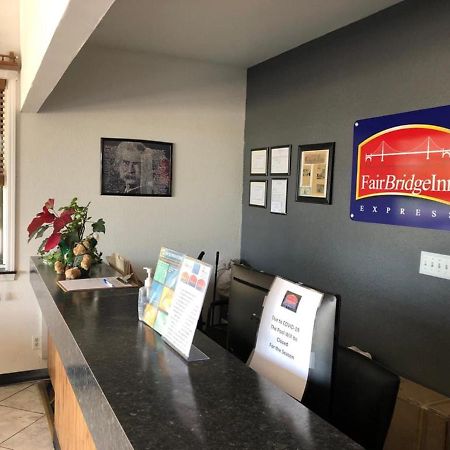 Fairbridge Inn Express Monroe City Buitenkant foto